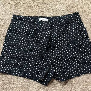 LOFT Women's Black and White Floral Shorts